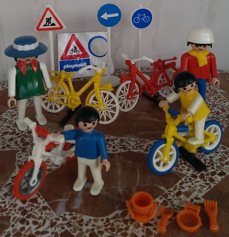 playmobil ciclistas