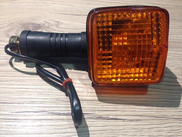 Intermitente trasero derecho YAMAHA XTZ Super Tenere 89-95 750