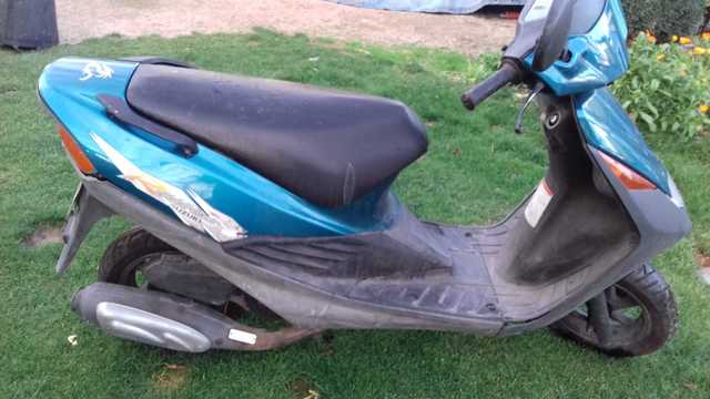 Suzuki address v 100