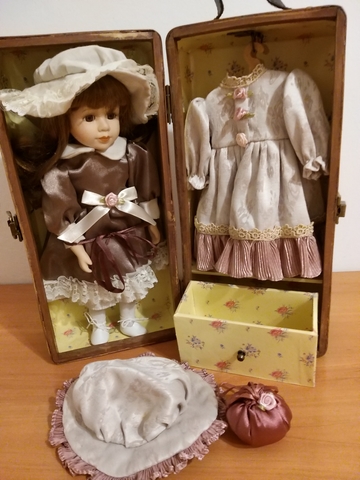 muñecas de porcelana modernas