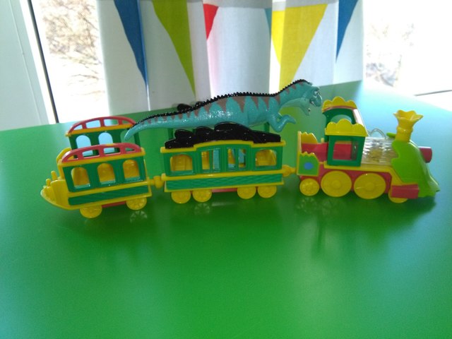 dino tren juguetes