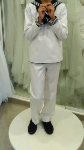 traje con zapatos mocasines