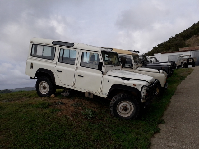 Land rover santiago