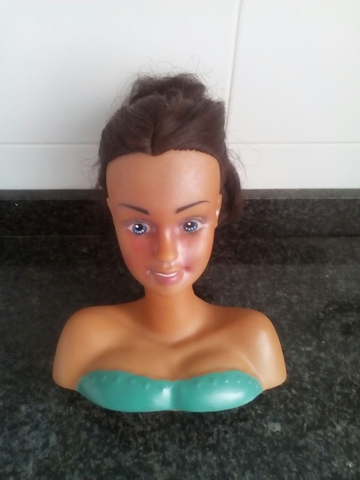 busto peinar y maquillar
