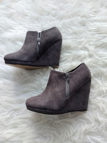 botines grises