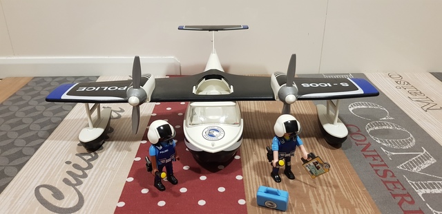 hidroavion policia playmobil