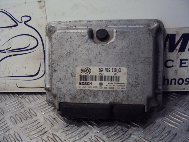 VW Jetta 1.9 TDI Bosch Calentador Bujías X 4 Unidad De Control Del Motor 2003-2008 BKC