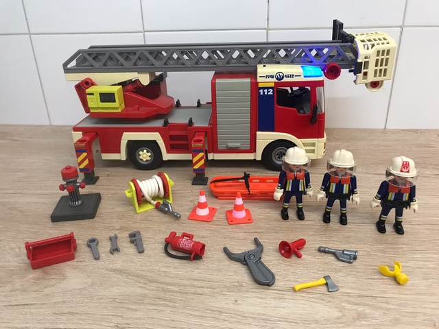 camion bomberos playmobil 5363