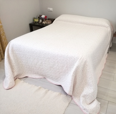 MIL ANUNCIOS.COM Colcha cama Segunda mano y anuncios Colcha Cama A LOJA DO GATO PRETO de segunda mano por 20 € en