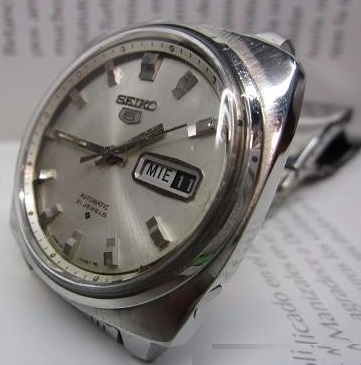 seiko 5 automatic 21 jewels 7526