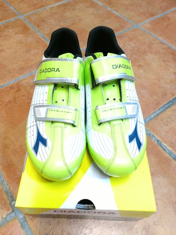 zapatillas carretera diadora