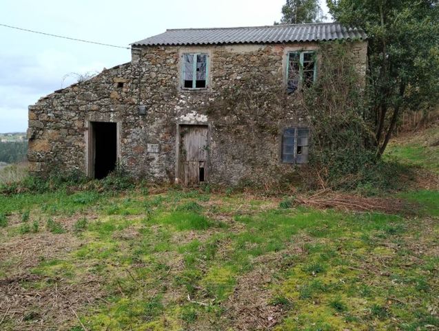 Mil Anuncios Com Casa De Piedra Para Restaurar Golmar En Golmar San Benito Laracha