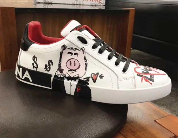 dolce gabbana pig shoes