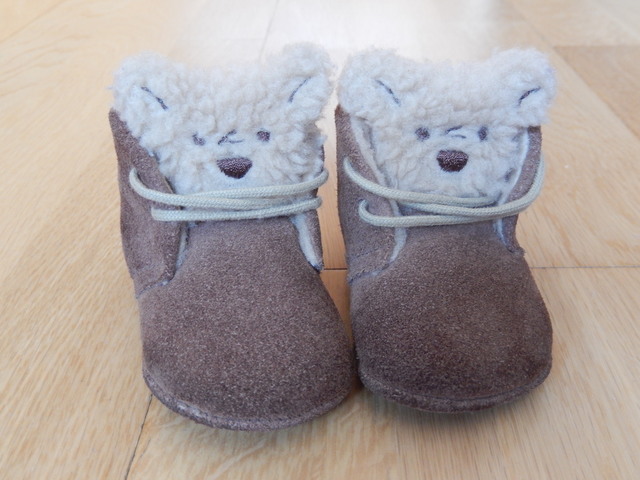 Milanuncios - Botas para bebé. Talla 15/16