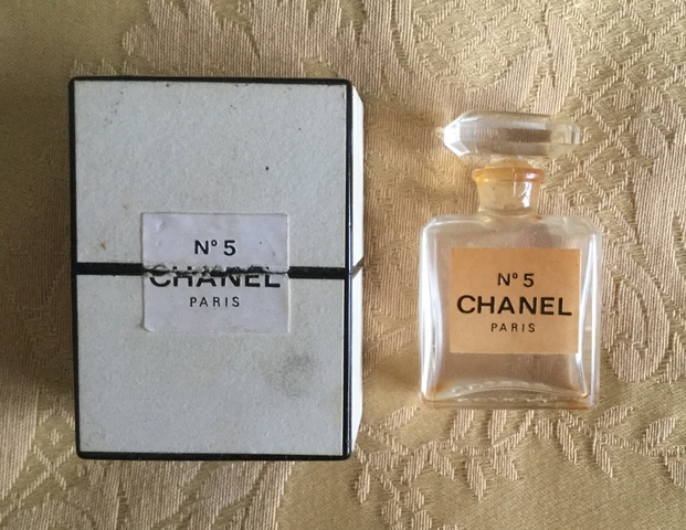 chanel 5 miniatura