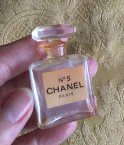 chanel 5 miniatura