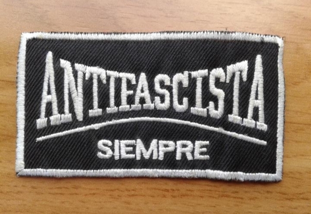 MIL ANUNCIOS.COM - Parche antifascista siempre