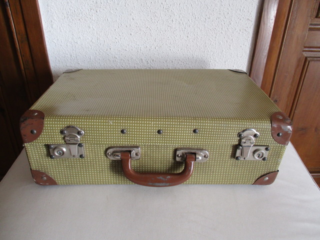 Milanuncios - antigua maleta de viaje de carton,45 cm.