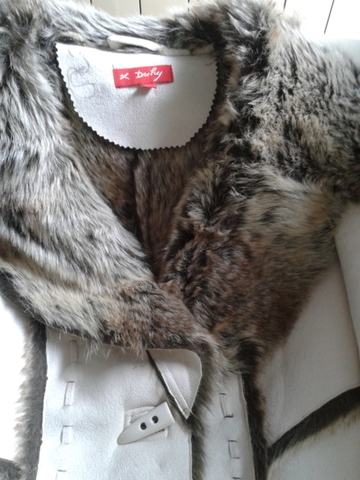Milanuncios - Chaqueta de piel Derhy