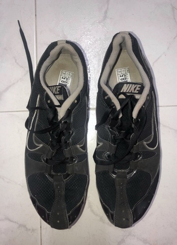 clavos atletismo nike