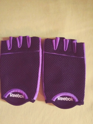 guantes reebok 