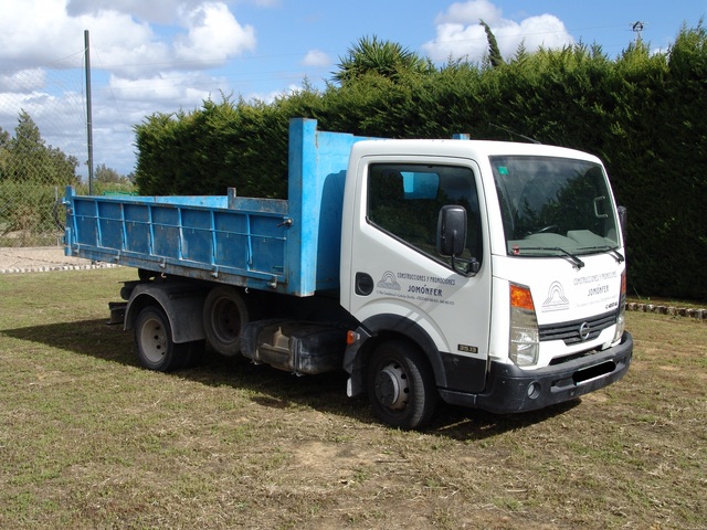 Nissan cabstar f24