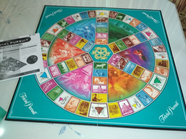 juego de trivial pursuit edición familiar