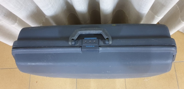 Milanuncios - Maleta samsonite dura con 2 ruedas