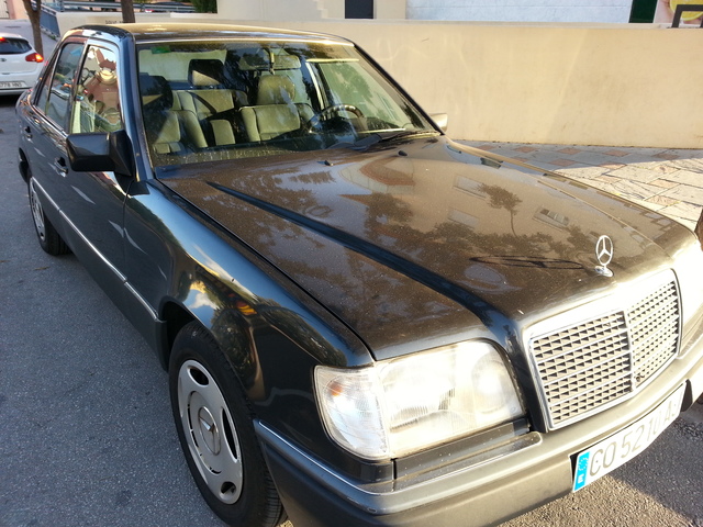 Мерседес w124 e220