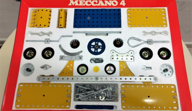mecano juguete antiguo