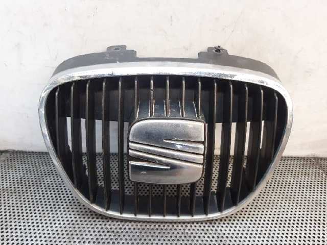 Original SEAT IBIZA CORDOBA FR CUPRA REJILLA PARACHOQUES DELANTERO IZQUIERDO 6L0853677A 01C
