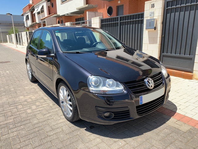 Volkswagen golf gt 1