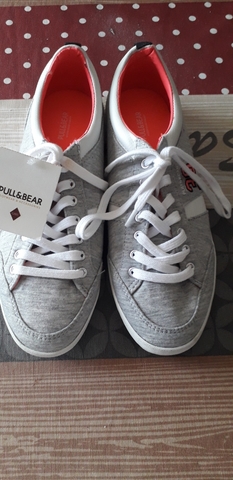 Segunda De Anuncios Deporte Mano Y com Zapatillas Mil Anuncios SpqUVzMG