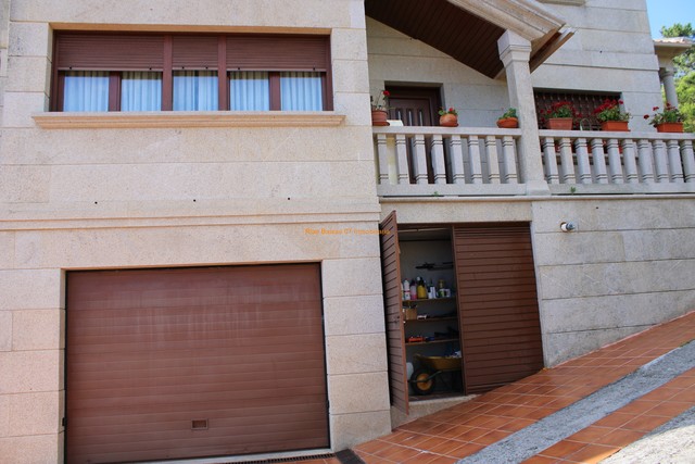 MIL ANUNCIOS.COM - 2743 exclusivo chalet 5 minutos playa en Cangas