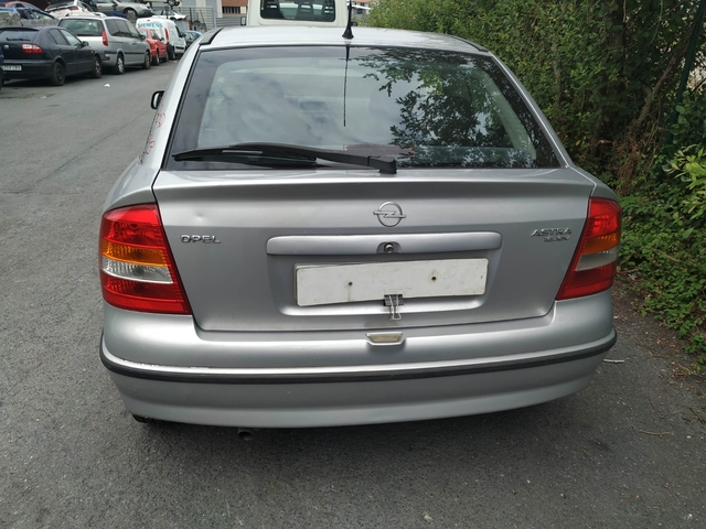 DESPIECE  OPEL ASTRA G 3 PUERTAS X16XEL - foto 2