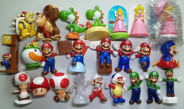 muñecos de mario bros y sus amigos