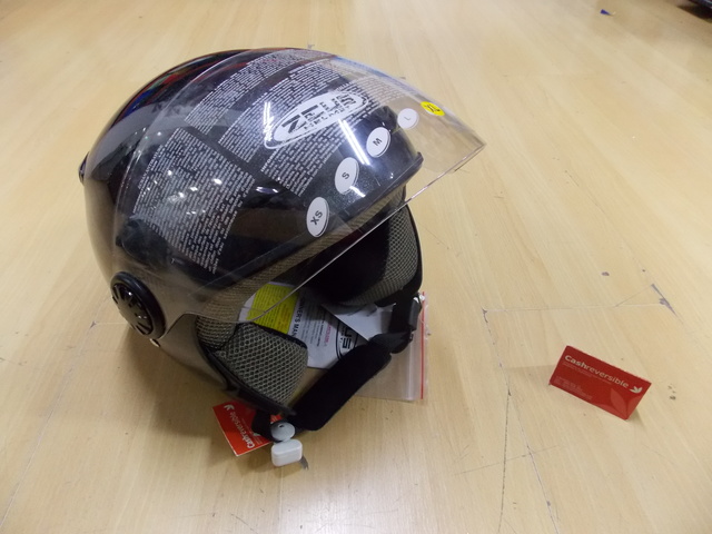 CASCO JET MT HELMETS Motos Javier Iborra CASCO JET MT HELMETS Motos Javier Iborra