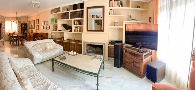 MIL ANUNCIOS.COM - Casa adosada cercana a plaza de toros en Mijas