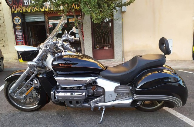 Honda valkyrie rune 1800