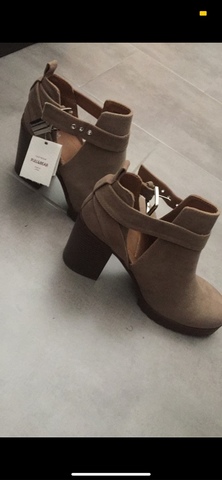 سلى المعلق مثلي الجنس botines tacon pull and bear - quartafalchi.net