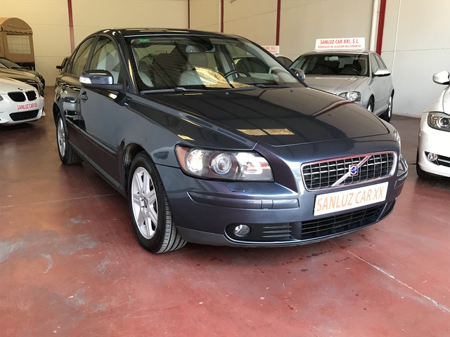 VOLVO - S40 2. 4 D 180 CV AUTO - foto 2