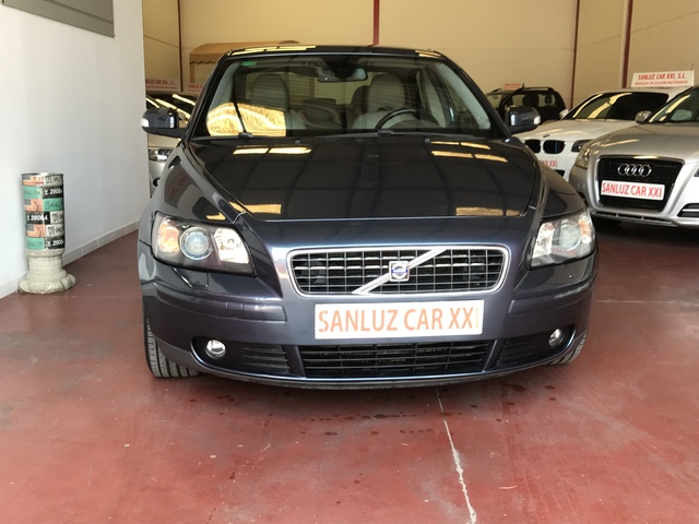 VOLVO - S40 2. 4 D 180 CV AUTO - foto 1