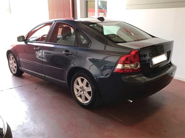VOLVO - S40 2. 4 D 180 CV AUTO - foto 9
