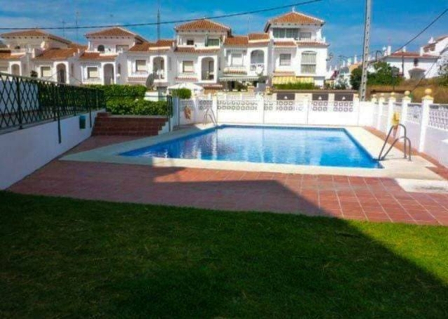MIL ANUNCIOS.COM - 2 dormitorios garaje piscina LIDL Torrox costa playa