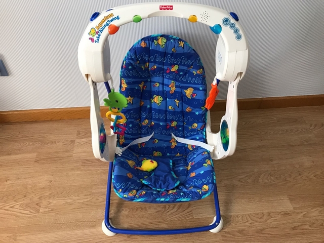 columpio fisher price magical mobile swing