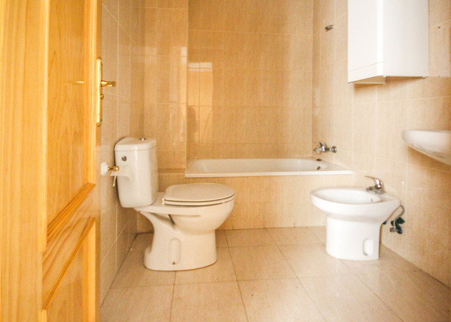 MIL ANUNCIOS.COM - Apartamento con garaje en el Centro en Churriana de