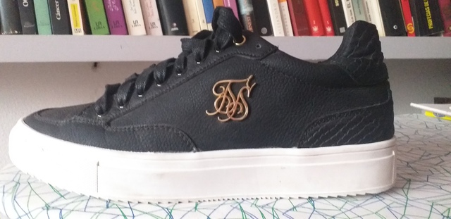 SE VENDE ZAPATILLA DE DEPORTE SILKSILK SE VENDE ZAPATILLA DE DEPORTE SILKSILK