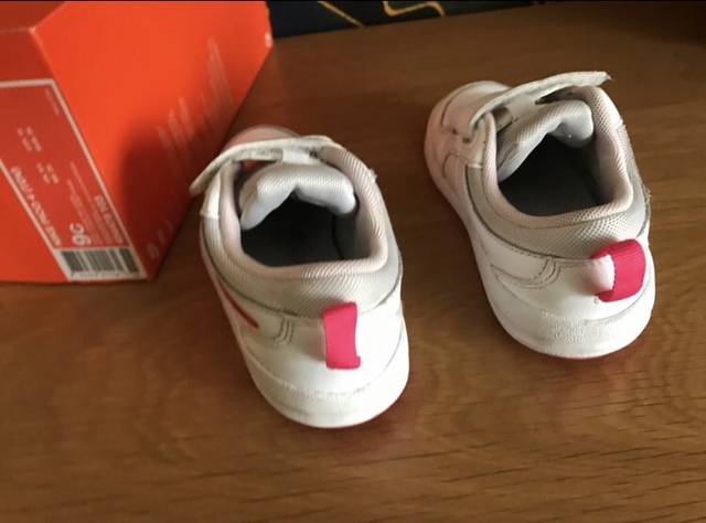 nike niño talla 25