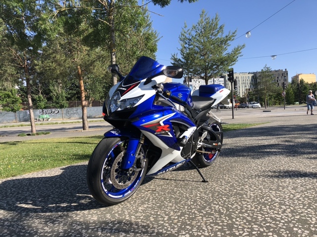 Suzuki gsxr 600 k8