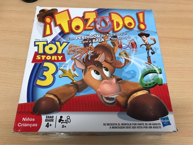 tozudo hasbro